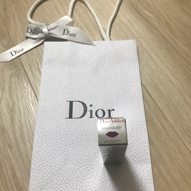 Christian Dior(クリスチャンディオール)のDior アディクト　リップ　マキシマイザー　006 ベリー コスメ/美容のベースメイク/化粧品(リップグロス)の商品写真