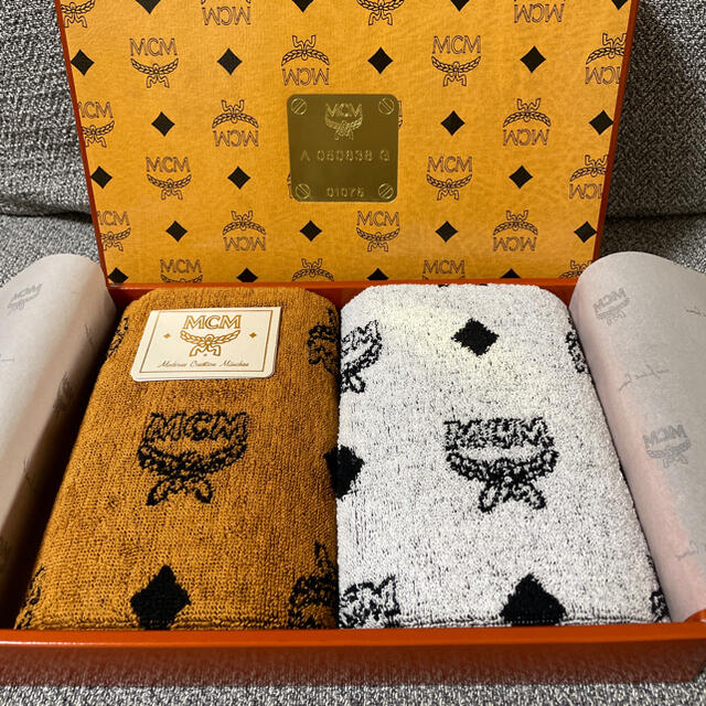 MCM - ☆7/7まで値下げ☆MCM タオル の通販 by ひろ's shop MCM - ☆7/7まで値下げ☆MCM タオル の通販 by ひろ's shop