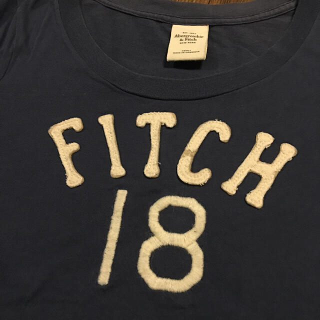 Abercrombie&Fitch(アバクロンビーアンドフィッチ)のアバクロ ブルー Tシャツ レディースのトップス(Tシャツ(半袖/袖なし))の商品写真