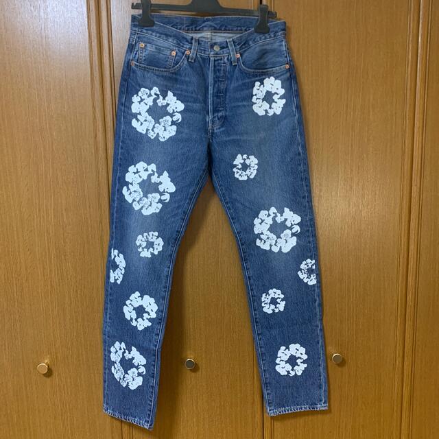 Denim Tears Levi's Cotton Wreath Jean 31 メンズのパンツ(デニム/ジーンズ)の商品写真