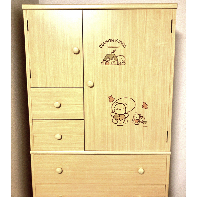 絶妙なデザイン 子供部屋向きワードローブ カントリーキッズ COUNTRY