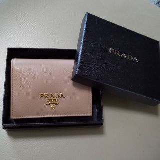 プラダ(PRADA)のプラダ　新品　財布(財布)