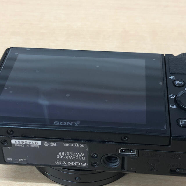 SONY(ソニー)のソニー DSC-WX500 ブラック 中古中程度品 スマホ/家電/カメラのカメラ(コンパクトデジタルカメラ)の商品写真