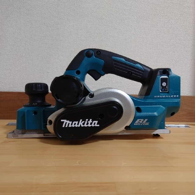 マキタ 18V 新品 無線連動 充電式カンナ KP181D