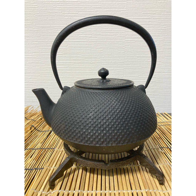 【新入荷！ＵＳＥＤ品】南部鉄瓶 南部池永造　可動鉉　１３型アラレ　国産鉄瓶