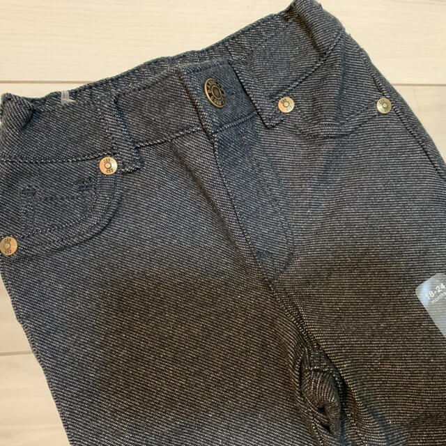 babyGAP(ベビーギャップ)の【新品】babygap トップス＋パンツセット 90 キッズ/ベビー/マタニティのキッズ服女の子用(90cm~)(Tシャツ/カットソー)の商品写真