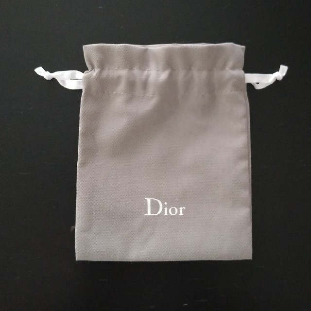 Dior(ディオール)のDior☆ディオール☆巾着☆袋☆ノベルティ エンタメ/ホビーのコレクション(ノベルティグッズ)の商品写真