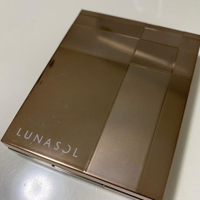 LUNASOL(ルナソル)のLUNASOL アイシャドウ/ルナソル ニュアンスシェイドアイズ02 コスメ/美容のベースメイク/化粧品(アイシャドウ)の商品写真