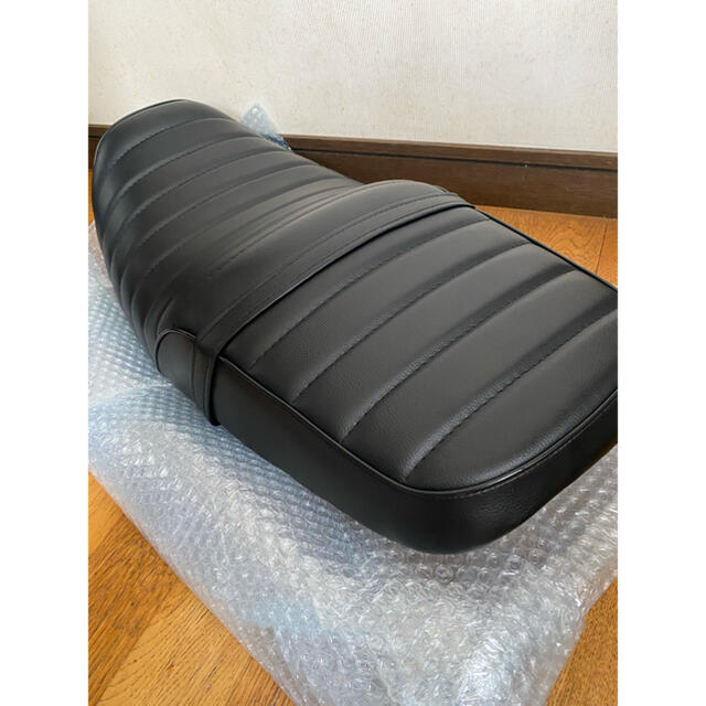 今週限定価格!CB400SF NC39 NC42 対応 タックロールの通販 by まぁ ...