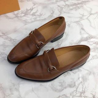 トッズ(TOD'S)の美品♡ TOD’S トッズ ローファー 上品 高級 シンプル 22.5 23 革(ローファー/革靴)