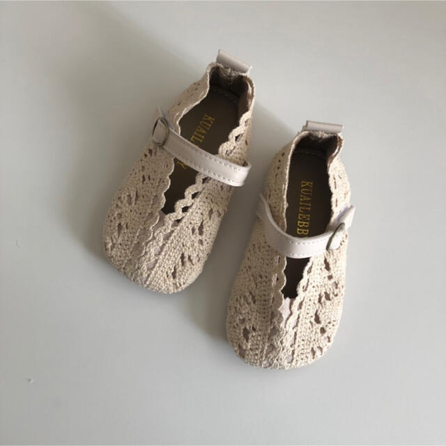 ZARA KIDS(ザラキッズ)のlace shoes ベビー靴 キッズ/ベビー/マタニティのベビー靴/シューズ(~14cm)(サンダル)の商品写真