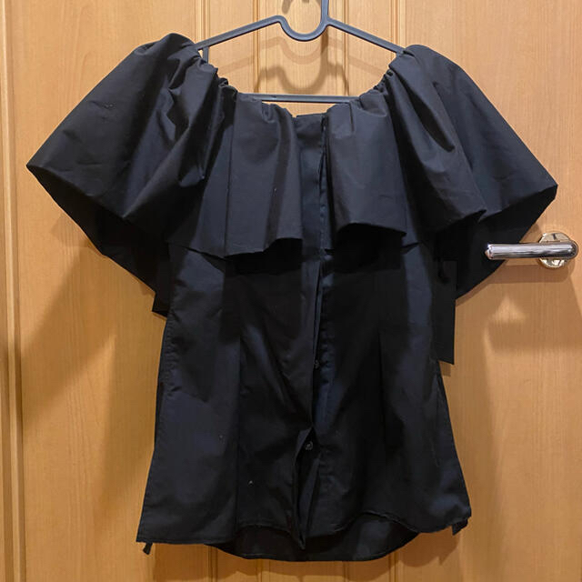 styling/ ラッフルショルダートップス | www.innoveering.net