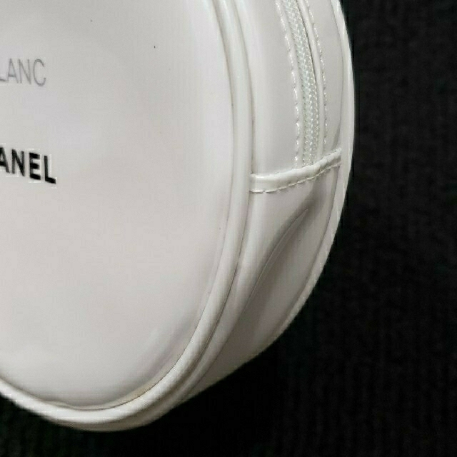 CHANEL(シャネル)のCHANELポーチ レディースのファッション小物(ポーチ)の商品写真