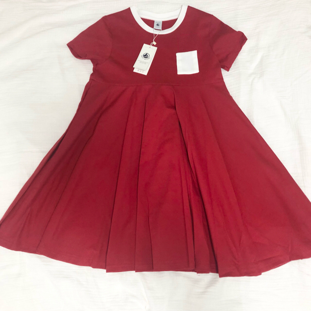 PETIT BATEAU(プチバトー)のMai338様専用プチバトータグ付ポケット付半袖ワンピース　10ans/138㎝ キッズ/ベビー/マタニティのキッズ服女の子用(90cm~)(ワンピース)の商品写真