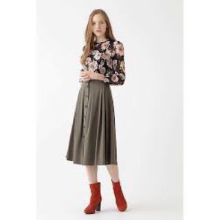 ジルスチュアート(JILLSTUART)の新品タグ 未着 JILLSTUART ジルスチュアート オリビアフラワーブラウス(シャツ/ブラウス(長袖/七分))