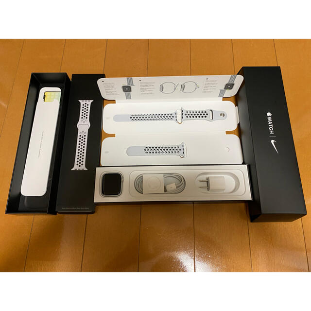 Apple Watch series5 Nike モデル（GPS＋セルラー）