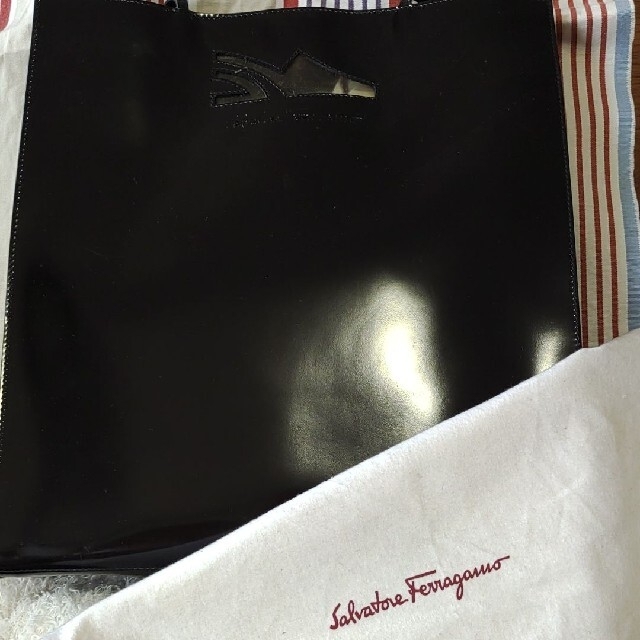 Ferragamoトートバッグ