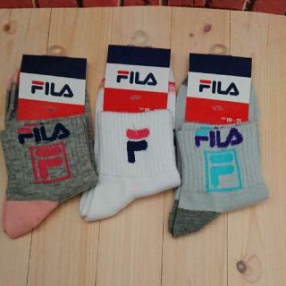 フィラ(FILA)のFILA 靴下 三足セット サイズ19～21センチ 新品タグつき まとめうり(靴下/タイツ)