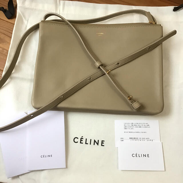 celine(セリーヌ)のセリーヌ　トリオ　ラージ　celine torio  レディースのバッグ(ショルダーバッグ)の商品写真