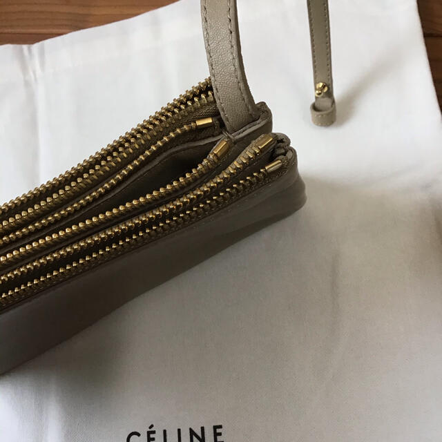 celine(セリーヌ)のセリーヌ　トリオ　ラージ　celine torio  レディースのバッグ(ショルダーバッグ)の商品写真