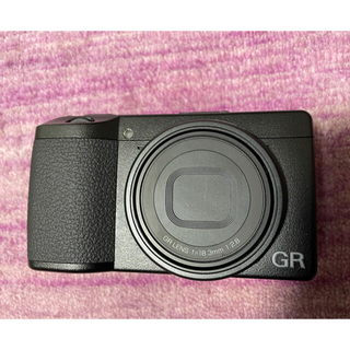 リコー(RICOH)のRICOH リコー GR3 GRIII 美品　ショット数50(コンパクトデジタルカメラ)