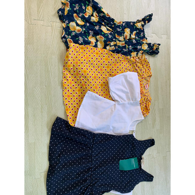 babyGAP(ベビーギャップ)の新品多数！女の子　90cm  19着まとめ売り♪ キッズ/ベビー/マタニティのキッズ服女の子用(90cm~)(Tシャツ/カットソー)の商品写真