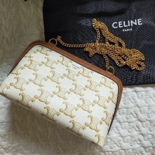 celine - セリーヌ ミディアムストラップウォレットの通販｜ラクマ