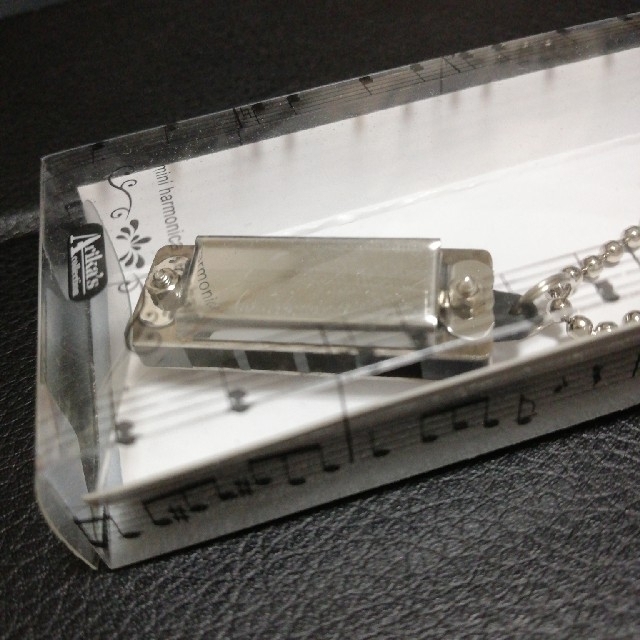 キーホルダー ハーモニカ ✦mini harmonica keychain✦ レディースのファッション小物(キーホルダー)の商品写真