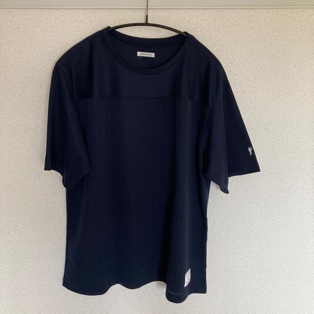1LDK SELECT(ワンエルディーケーセレクト)のUNIVERSAL PRODUCTS ユニバーサルプロダクツ/ネイビー半袖 メンズのトップス(Tシャツ/カットソー(半袖/袖なし))の商品写真