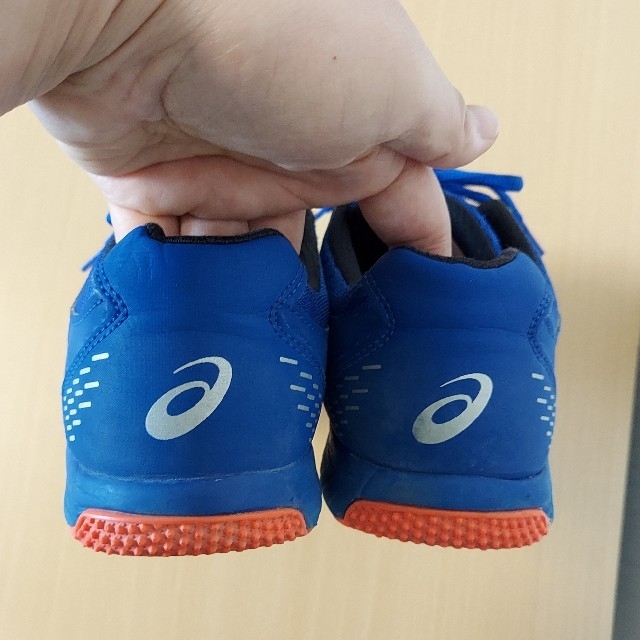 asics(アシックス)のアシックス　レーザービーム　25.0㎝　シューズ　男児 キッズ/ベビー/マタニティのキッズ靴/シューズ(15cm~)(スニーカー)の商品写真