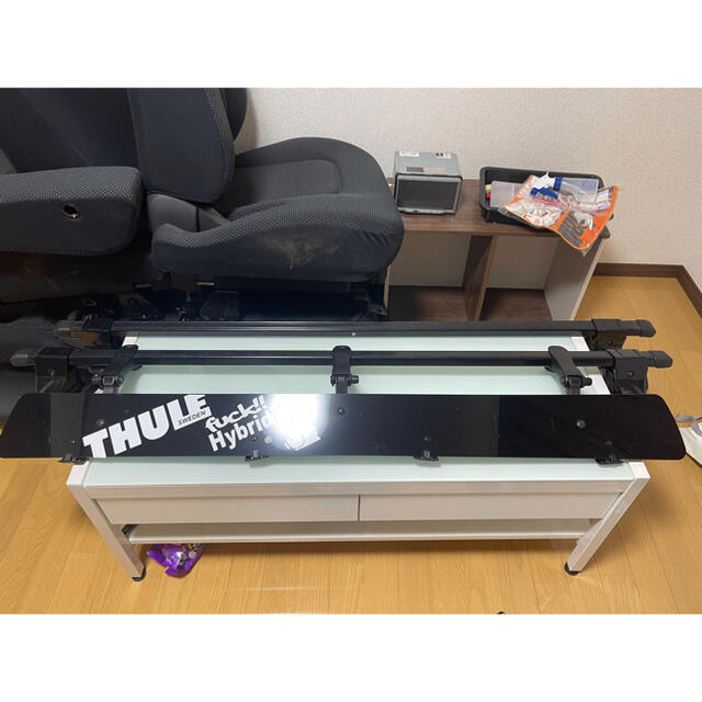 THULE(スーリー)のルーフキャリア　inno フェアリング　バラ売り可 自動車/バイクの自動車(車外アクセサリ)の商品写真