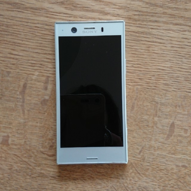 Xperia(エクスペリア)のなかやん様専用☆docomo Xperia XZ1 Compact SO-02K スマホ/家電/カメラのスマートフォン/携帯電話(スマートフォン本体)の商品写真