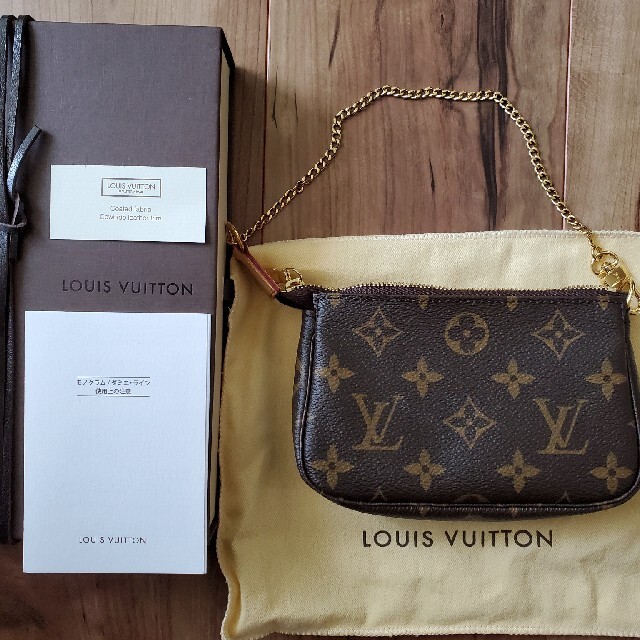 最安値で LOUIS 専用です。ルイヴィトン アクセサリーポーチ 新品未使用 VUITTON ポーチ