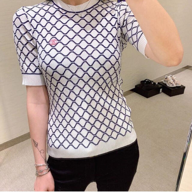 今日の超目玉】 CHANEL シャネル プルオーバー - カットソー(半袖/袖