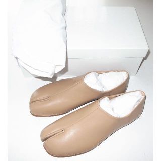 マルタンマルジェラ(Maison Martin Margiela)のマルジェラ 足袋 バブーシュ タビ スリッポン tabi beige 43 (スリッポン/モカシン)