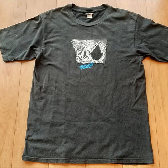 volcom(ボルコム)のボルコム　半袖　Tシャツ　L メンズのトップス(Tシャツ/カットソー(半袖/袖なし))の商品写真