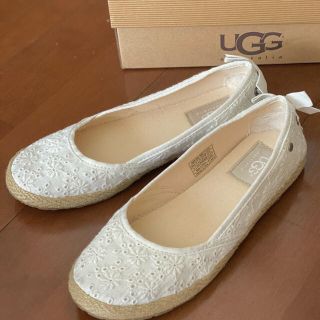 アグ(UGG)のUGG《アグ》エスパドリーユ 白 22cm(サンダル)