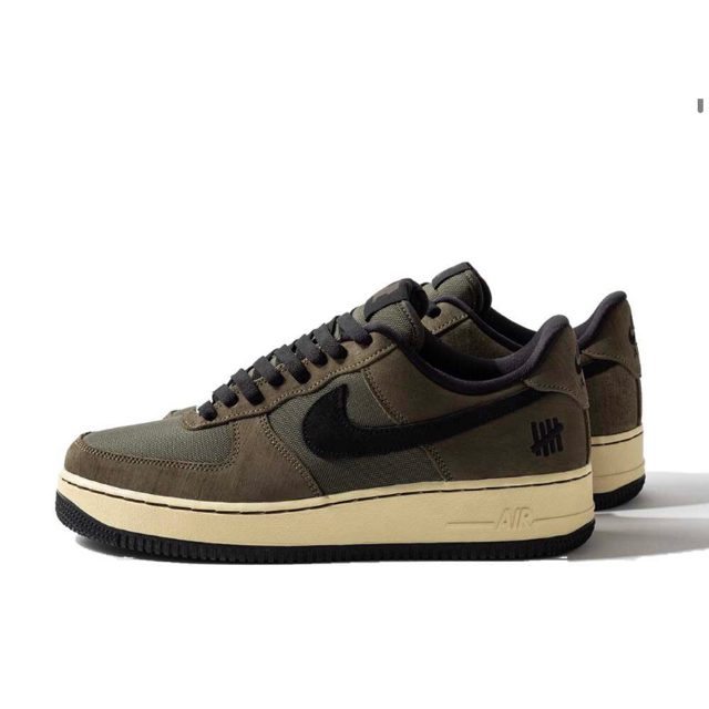 エアフォースワンUNDEFEATED × NIKE AIR FORCE 1