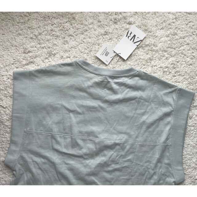 ZARA(ザラ)のりさ様専用　ZARAリブ編みTシャツ レディースのトップス(Tシャツ(半袖/袖なし))の商品写真