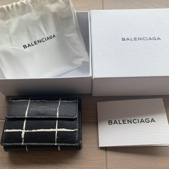 Balenciaga(バレンシアガ)のBALENCIAGA / 三つ折り財布　 レディースのファッション小物(財布)の商品写真