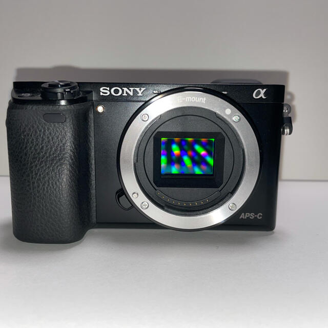 SONY(ソニー)のSONY α6000 本体のみ。写真レンズはつきません、 スマホ/家電/カメラのカメラ(ミラーレス一眼)の商品写真