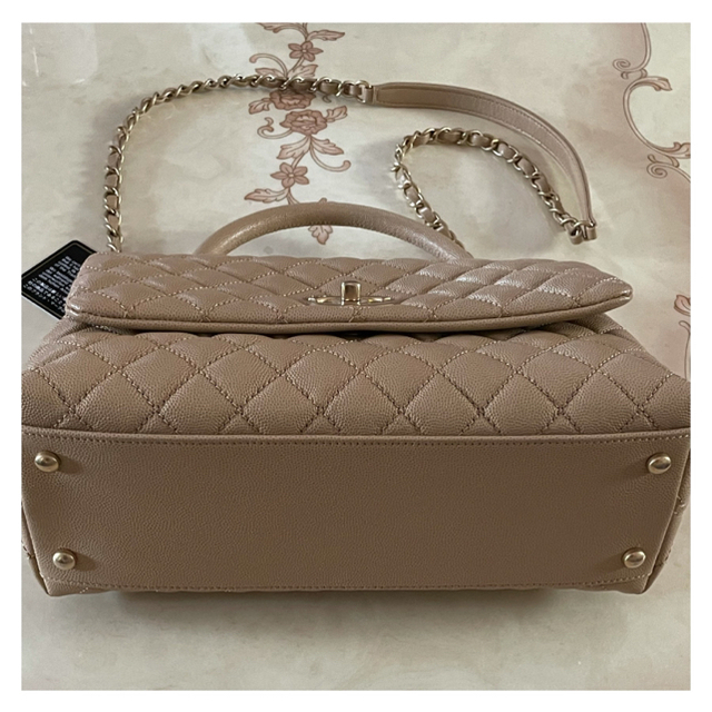 CHANEL - シャネル ココハンドル ベージュ CHANEL トップ CHANEL - シャネル ココハンドル ベージュ CHANEL トップ