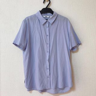 ユニクロ(UNIQLO)のユニクロ 青 レーヨンブラウス(シャツ/ブラウス(長袖/七分))