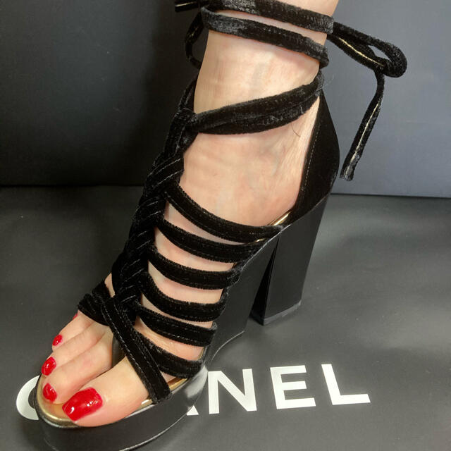 CHANEL(シャネル)のシャネル　サンダル　23cm レディースの靴/シューズ(サンダル)の商品写真