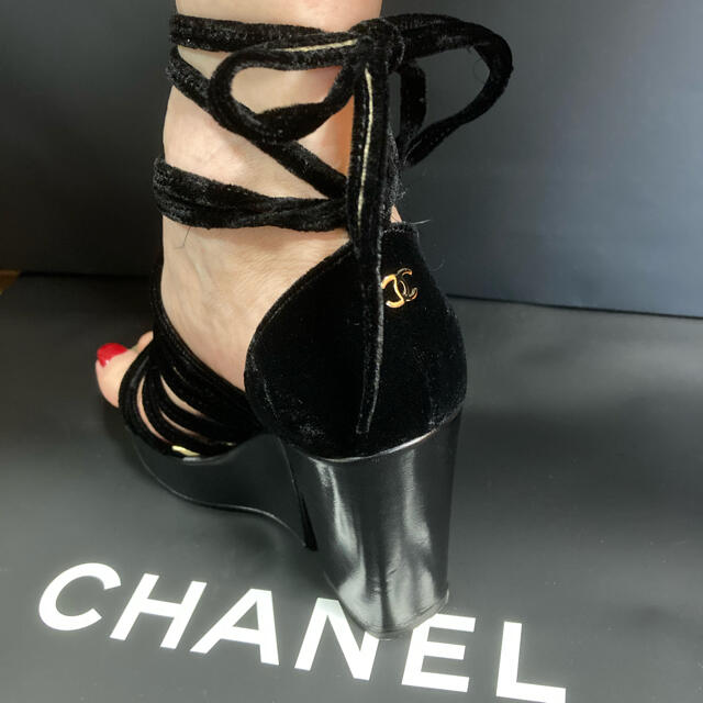 CHANEL(シャネル)のシャネル　サンダル　23cm レディースの靴/シューズ(サンダル)の商品写真