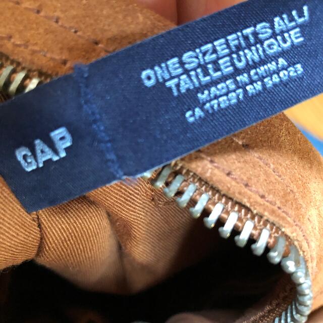 GAP(ギャップ)のレザーバッグ　ギャップ　牛革 レディースのバッグ(その他)の商品写真