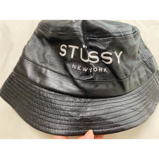 ステューシー(STUSSY)のストューシー　バケットハット　黒(ハット)