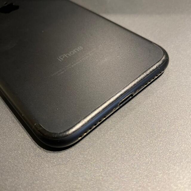 iPhone(アイフォーン)のジャンク☆ドコモ iPhone7 128GB ブラック スマホ/家電/カメラのスマートフォン/携帯電話(スマートフォン本体)の商品写真