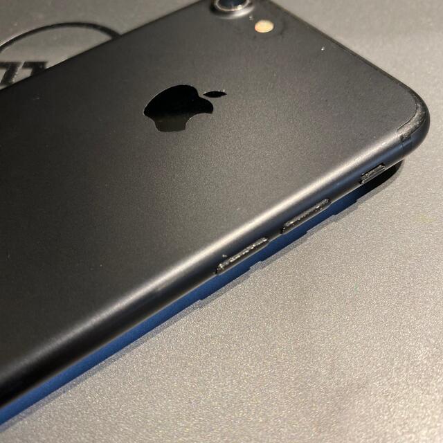 iPhone(アイフォーン)のジャンク☆ドコモ iPhone7 128GB ブラック スマホ/家電/カメラのスマートフォン/携帯電話(スマートフォン本体)の商品写真