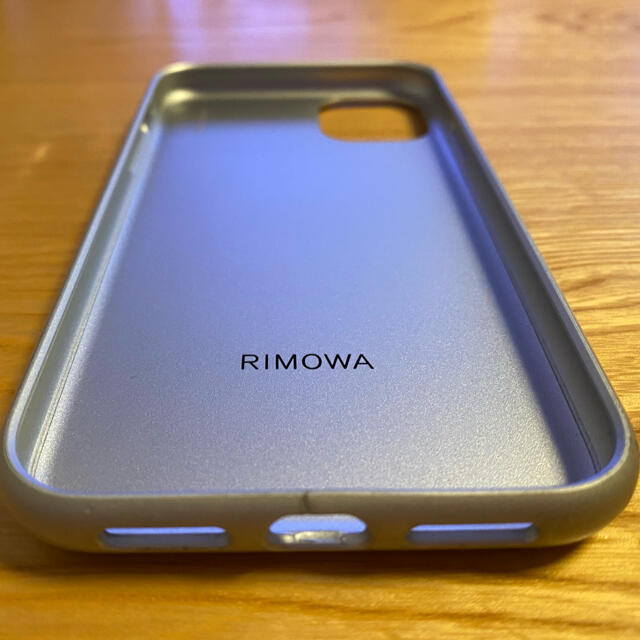 リモワ　Rimowa アルミニウム iPhone 11 ケース 2